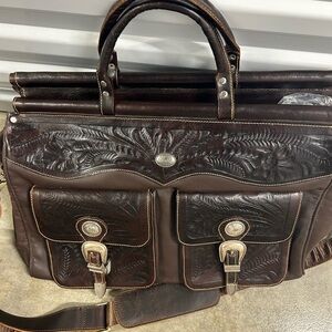 American West Handcrafted Leather Classic Zip-Top Duffel Bag